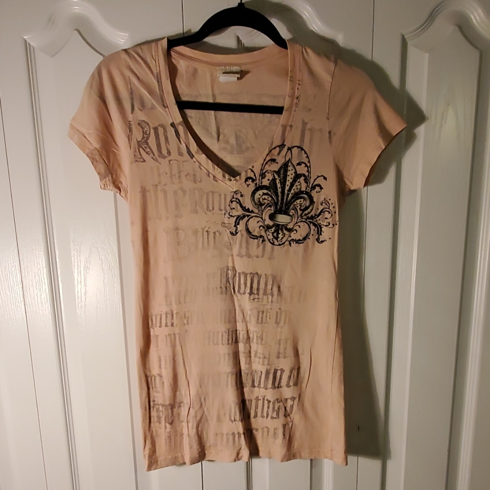 Buckle Daytrip Blush V-Neck shirt size Small